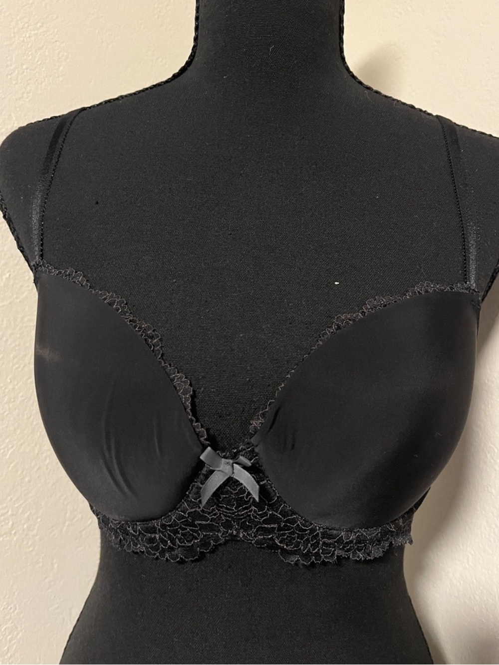 Victoria’s Secret Dream Angels Lined Demi/Demi Buste-32D